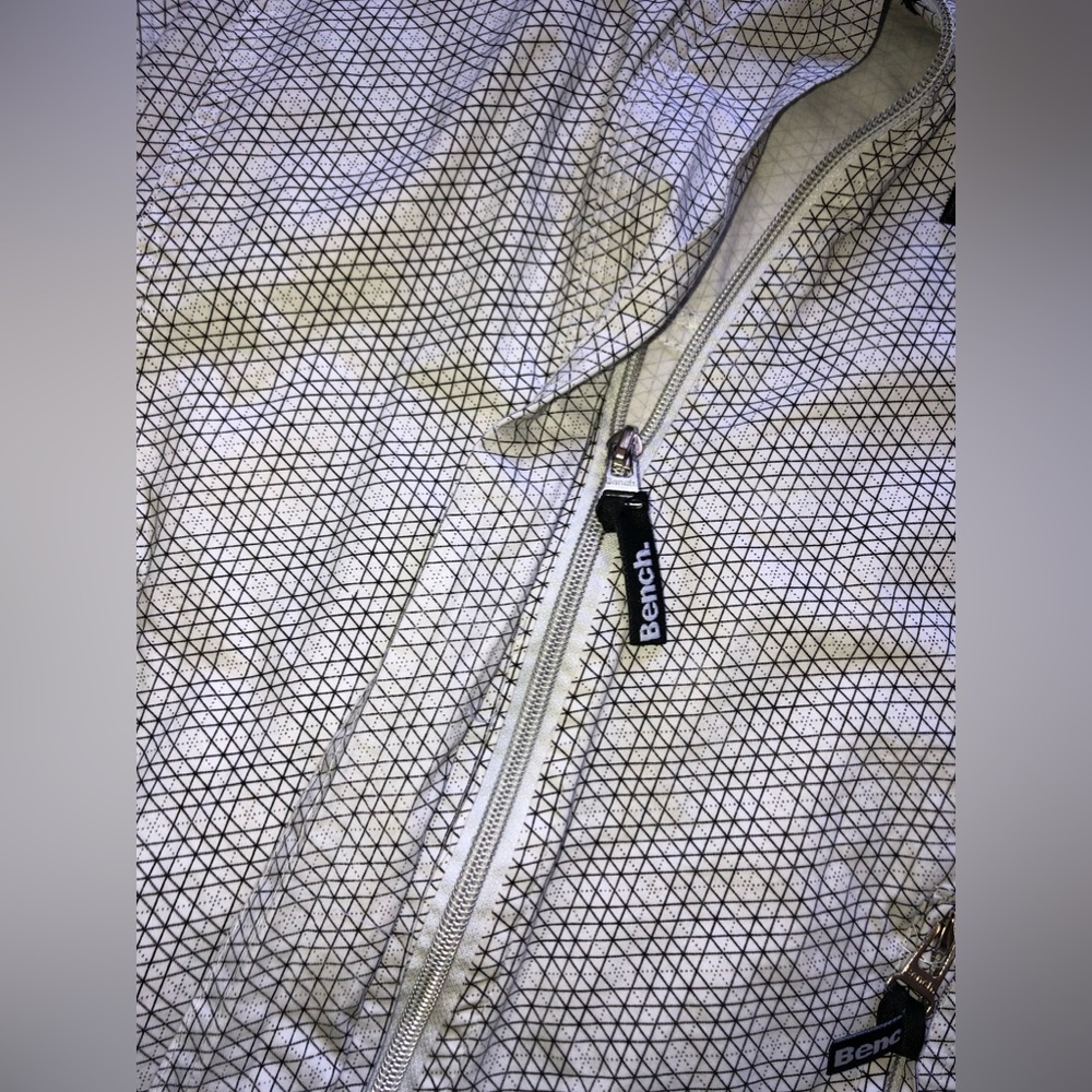 Bench Lightweight Jacket - Picture 8 of 10